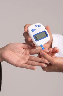 السكري في الخليج: لماذا تتحول المعركة الصحية من العلاج إلى الوقاية؟ 1757016053rhuohuxobw 1757016060fxx3x